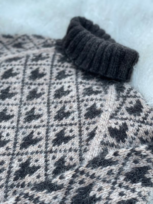 SVARTULV wheat heather - black sheep heather