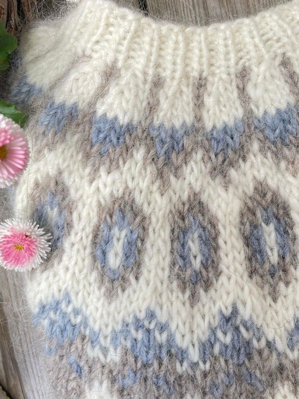 DALUR light beige heather - blå garnpakke