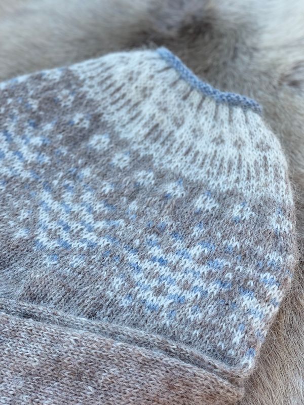 Rova sweater - brun garnpakke